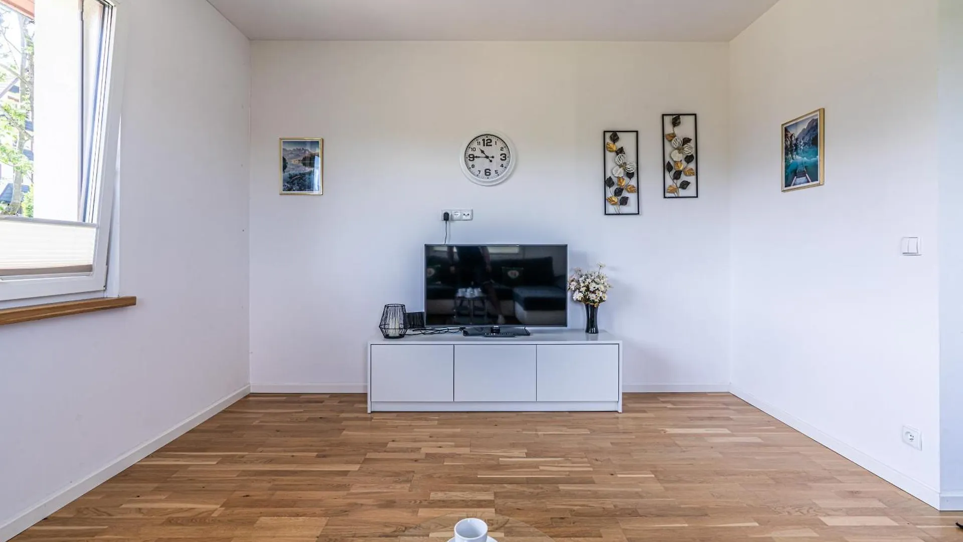 Апартаменты Apartamenty Z Widokiem & Basen - Willa Krole 25A By Rentilopl Закопане