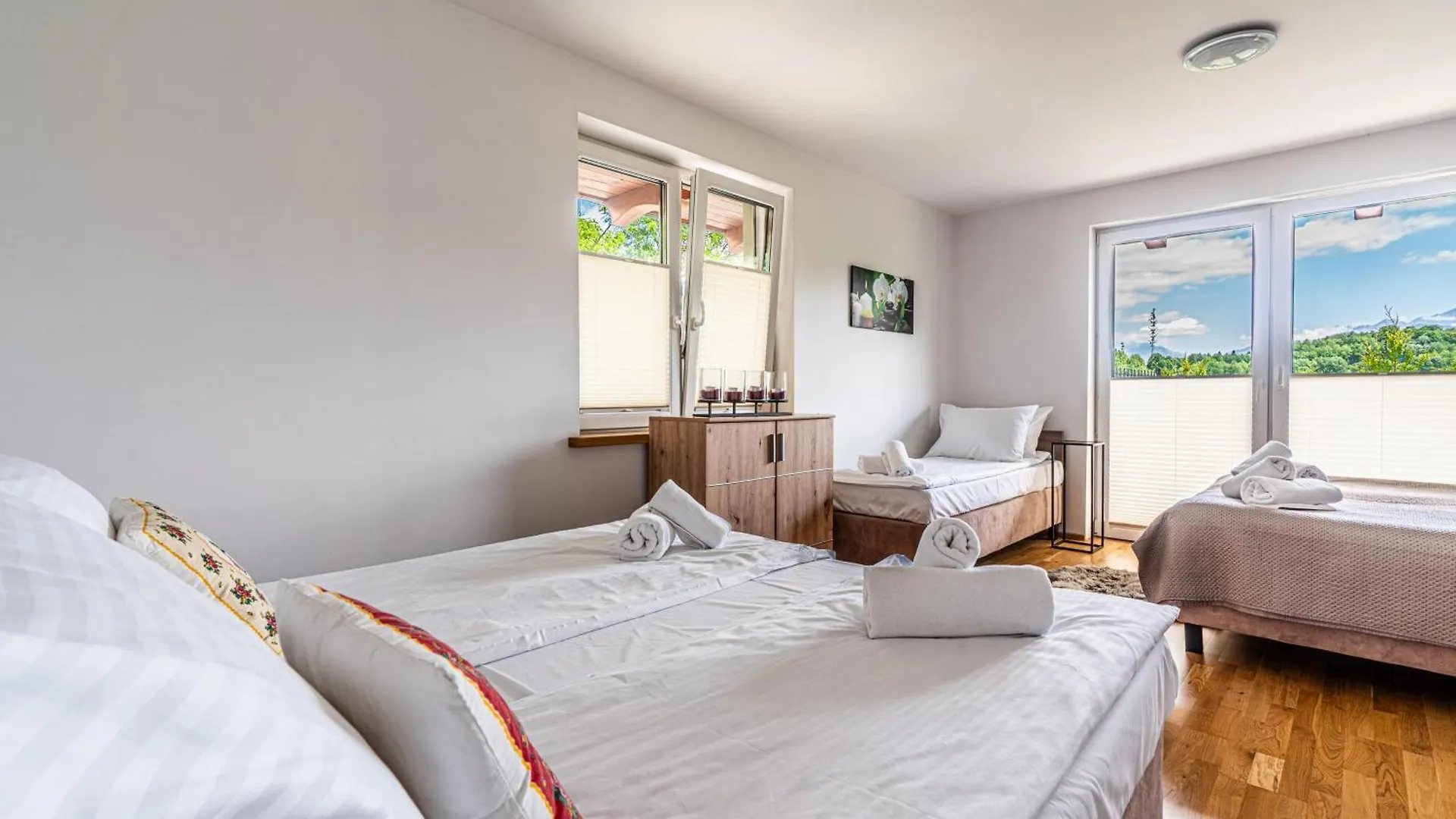 Apartamenty Z Widokiem & Basen - Willa Krole 25A By Rentilopl Закопане 0*,  Польша